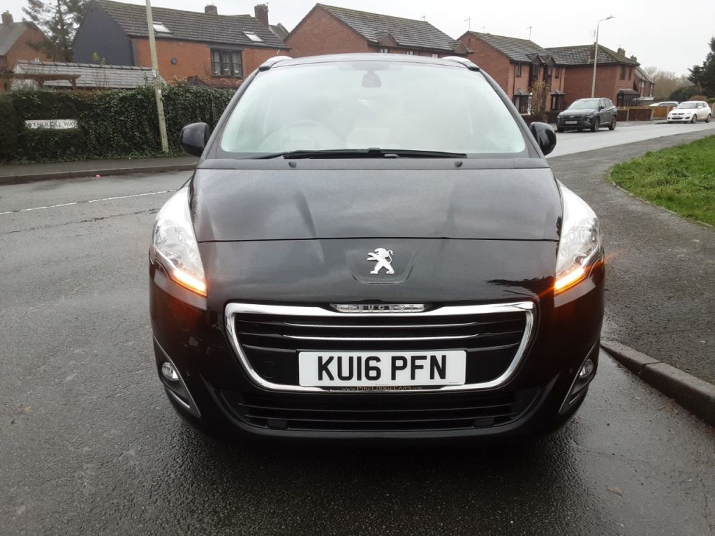 Used Peugeot 5008 2016 for sale - 76882926: Photo 2