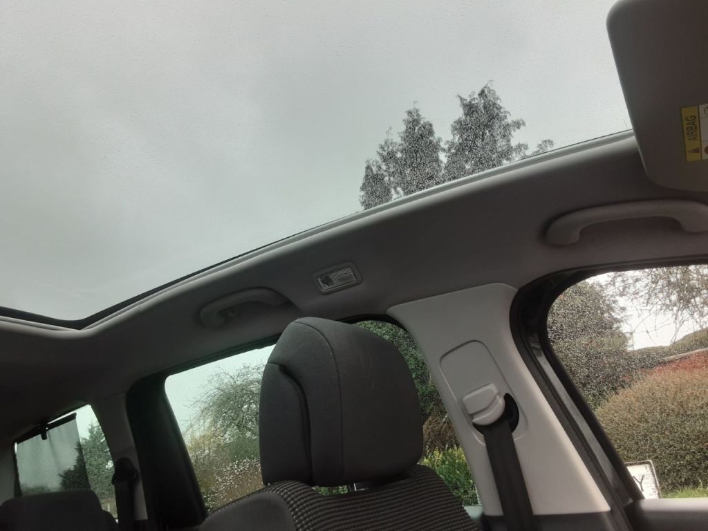 Used Peugeot 5008 2016 for sale - 76882926: Photo 31