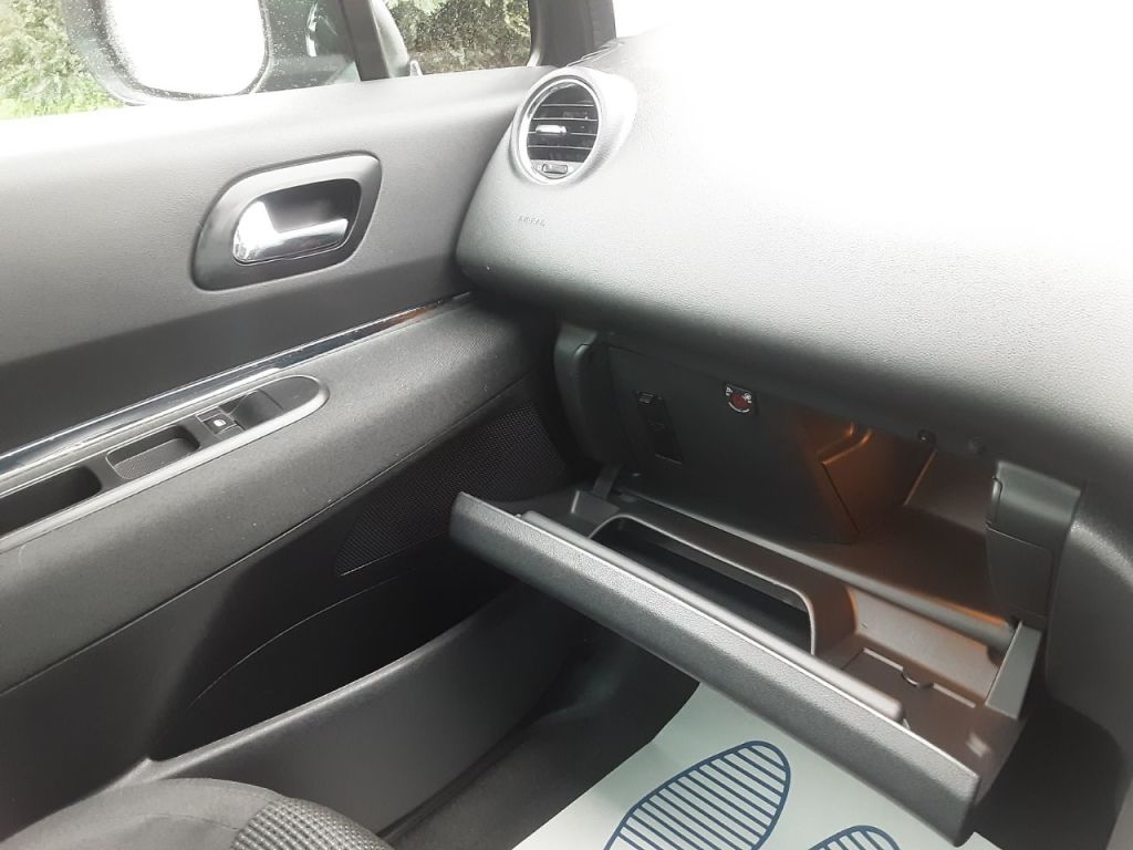 Used Peugeot 5008 2016 for sale - 76882926: Photo 33