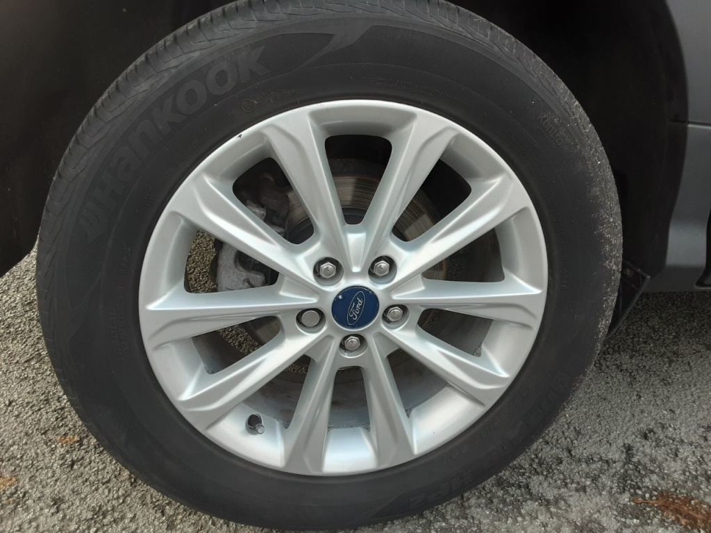 Used Ford Kuga 2015 for sale - 76895933: Photo 18