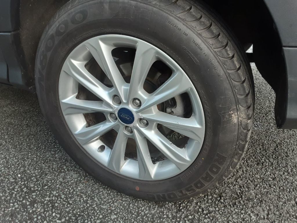 Used Ford Kuga 2015 for sale - 76895933: Photo 24