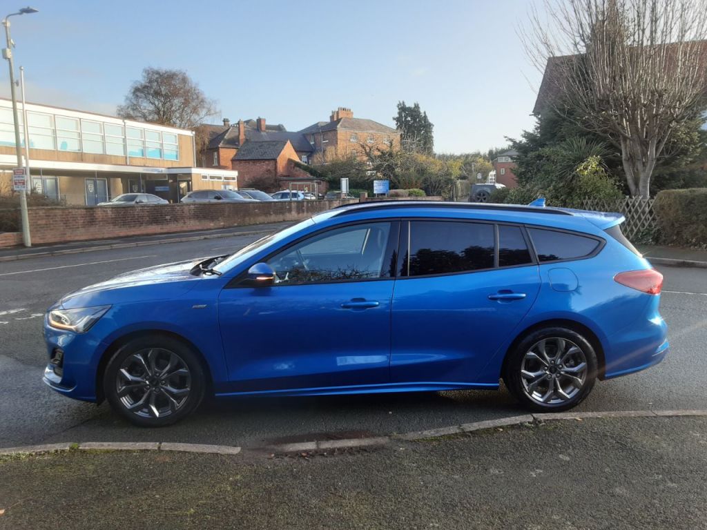 Used Ford Focus 2024 for sale - 76739718: Photo 4