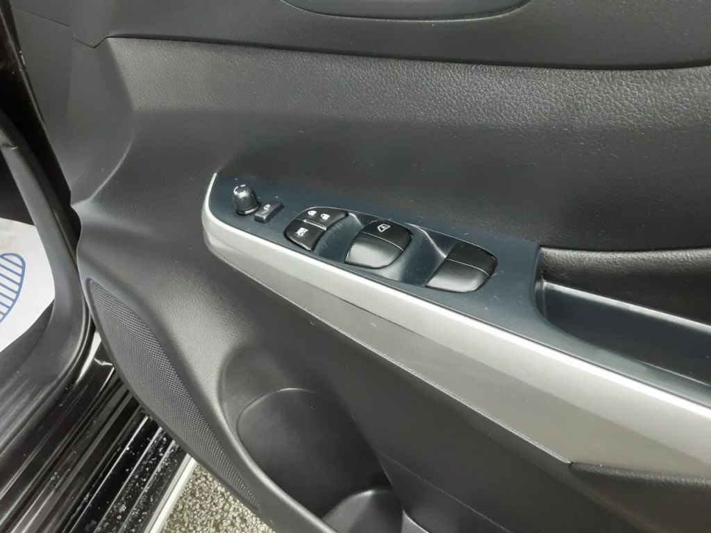 Used Nissan Navara 2020 for sale - 77187696: Photo 28