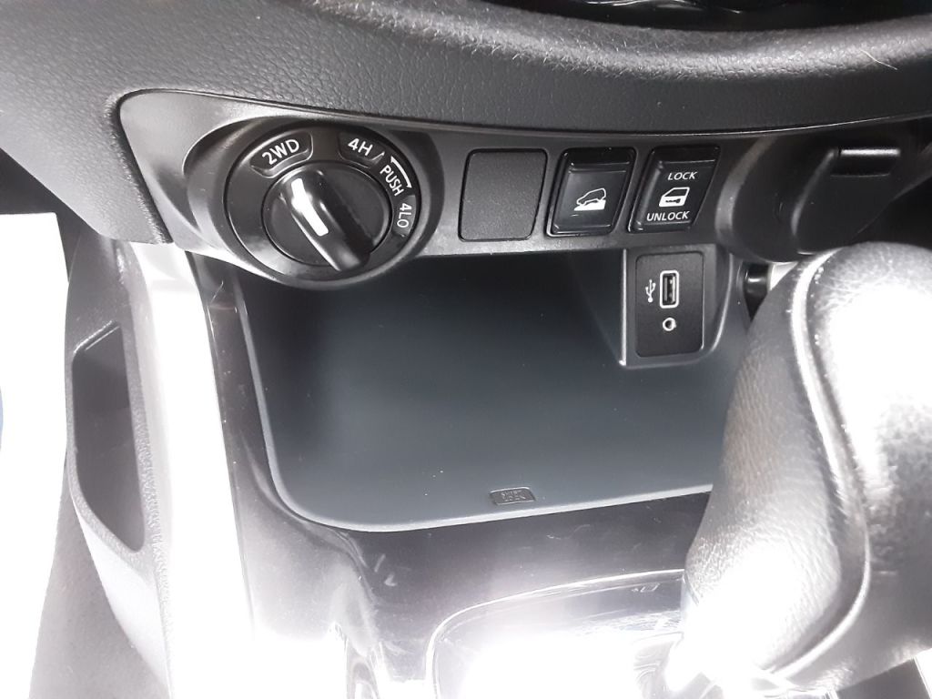 Used Nissan Navara 2020 for sale - 77187696: Photo 37