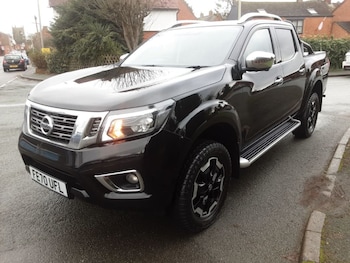 Used Nissan Navara 2020 for sale - 77187696: Photo
