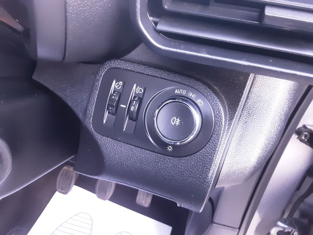 Used Vauxhall Combo 2019 for sale - 77233912: Photo 10