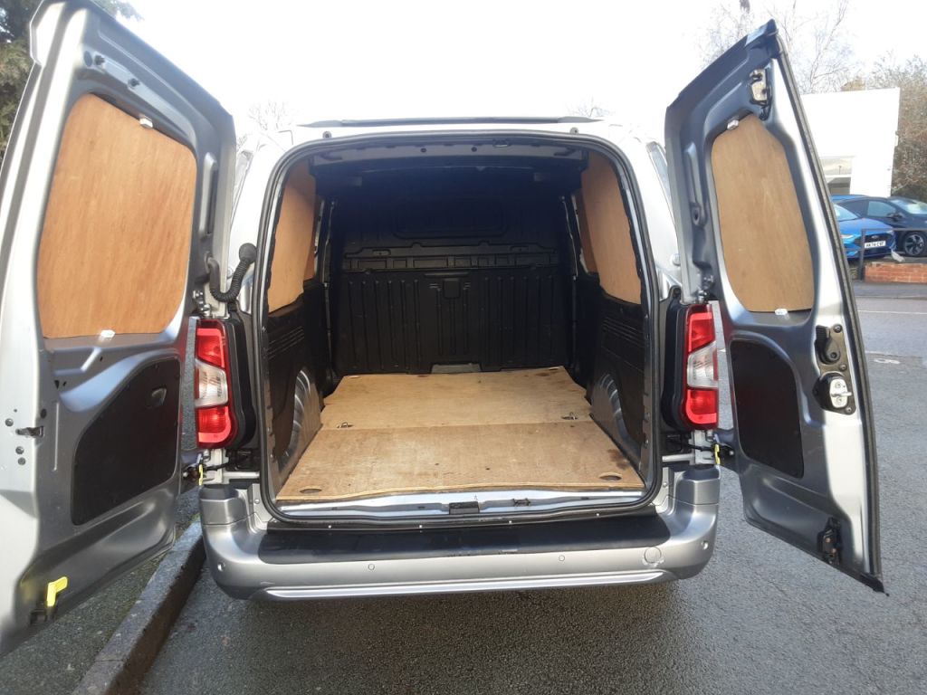 Used Vauxhall Combo 2019 for sale - 77233912: Photo 4