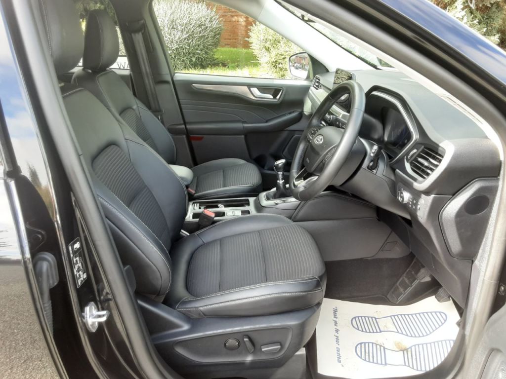 Used Ford Kuga 2023 for sale - 75936020: Photo 18