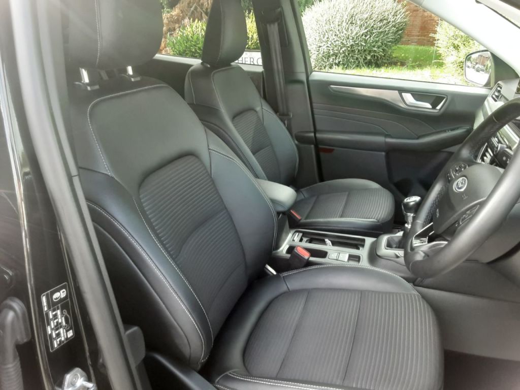 Used Ford Kuga 2023 for sale - 75936020: Photo 19