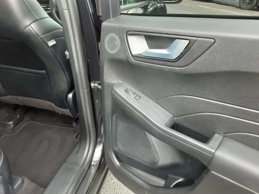 Used Ford Kuga 2023 for sale - 75936020: Photo 38