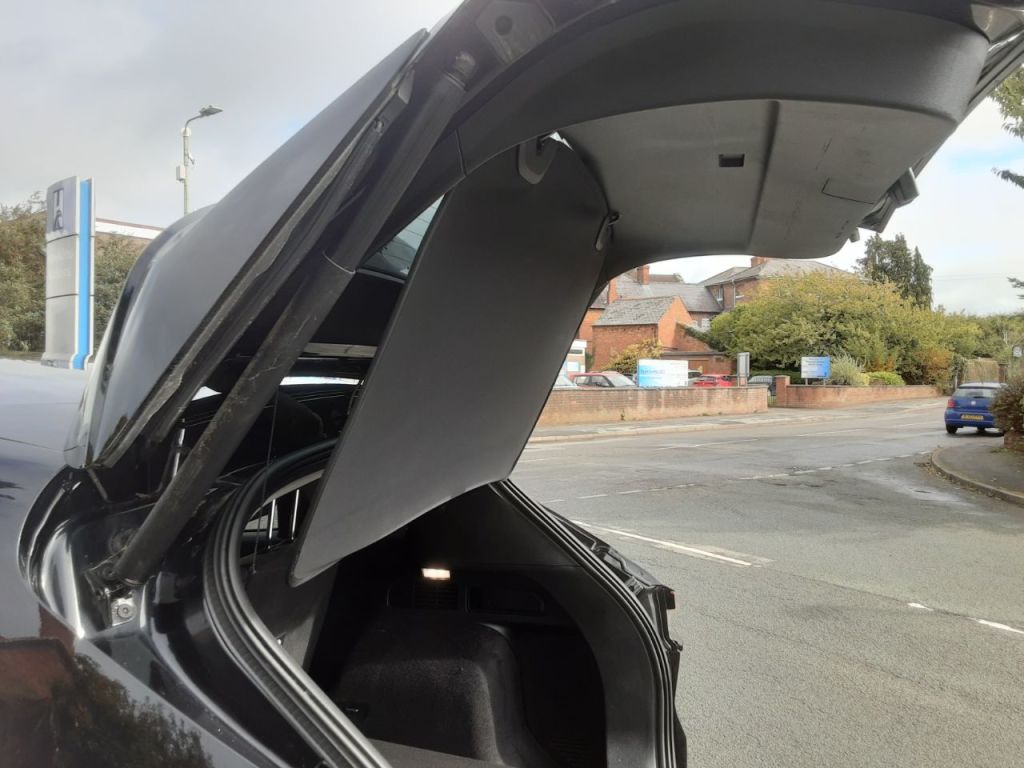 Used Ford Kuga 2023 for sale - 75936020: Photo 42