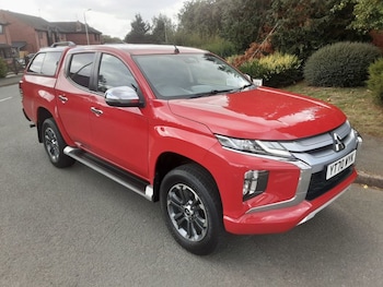 Mitsubishi - L200
