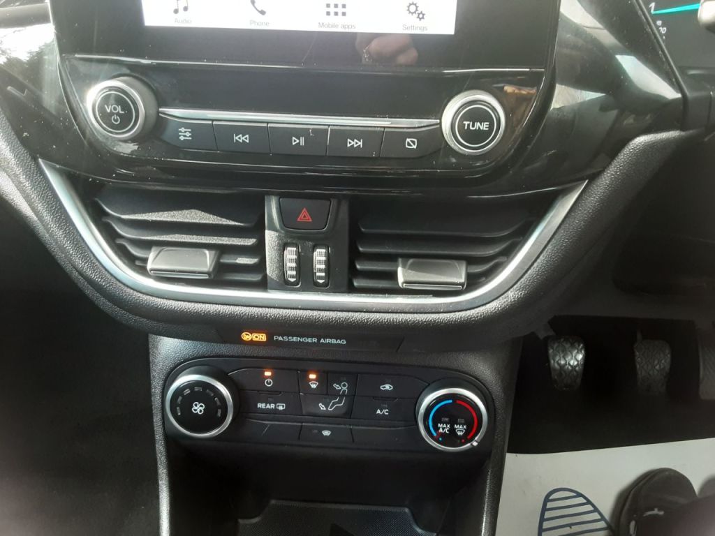 Used Ford Fiesta 2018 for sale - 77901383: Photo 10