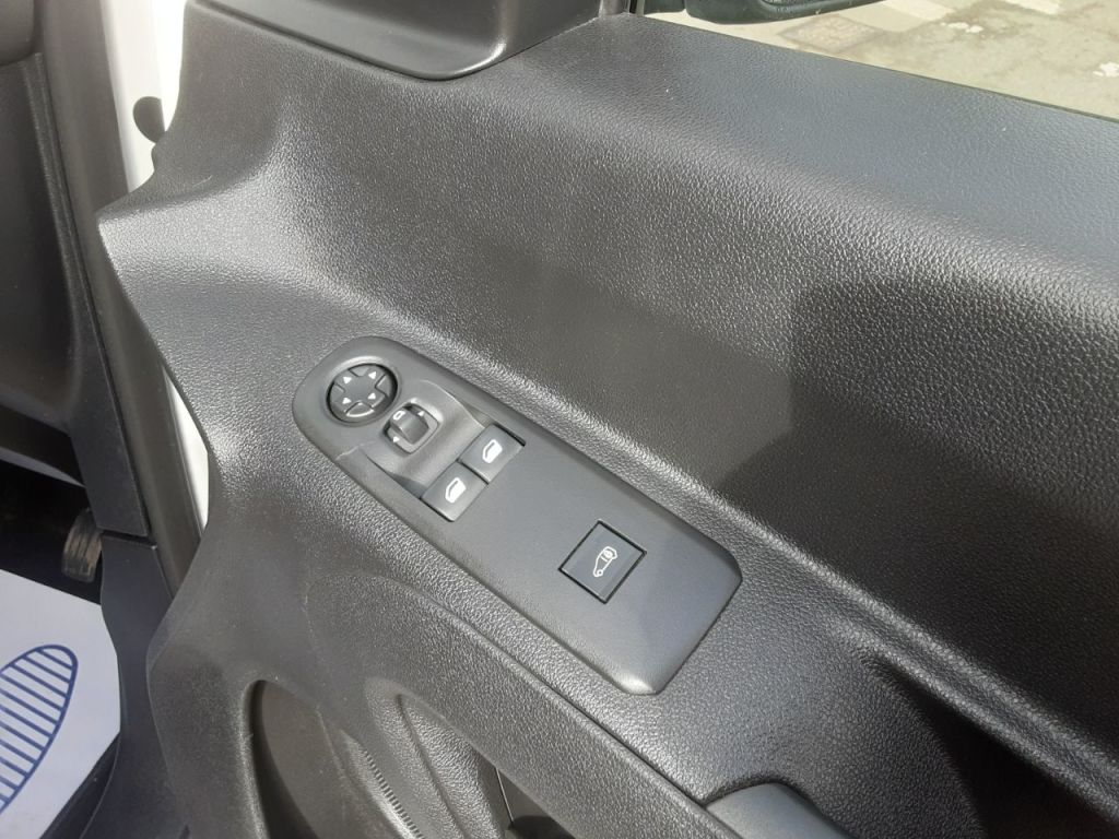 Used Vauxhall Combo 2020 for sale - 77904582: Photo 13