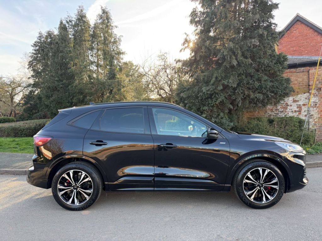 Used Ford Kuga 2023 for sale - 77937181: Photo 4