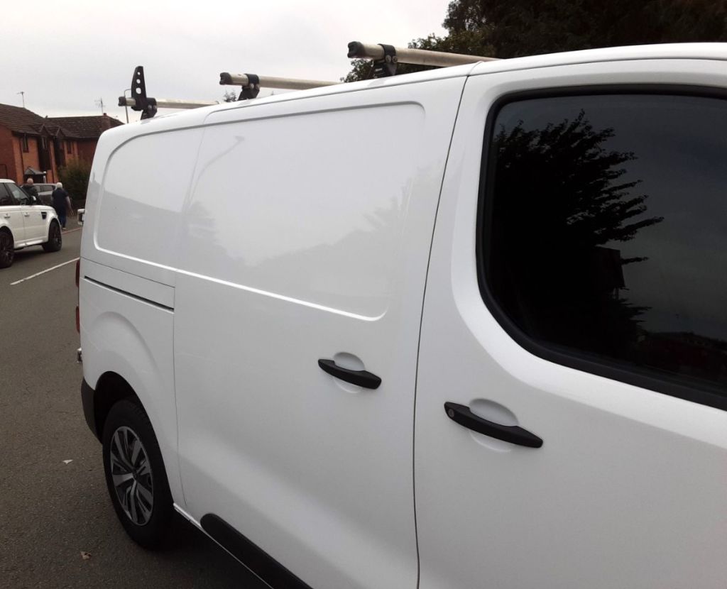 Used Peugeot Expert 2020 for sale - 76105187: Photo 17