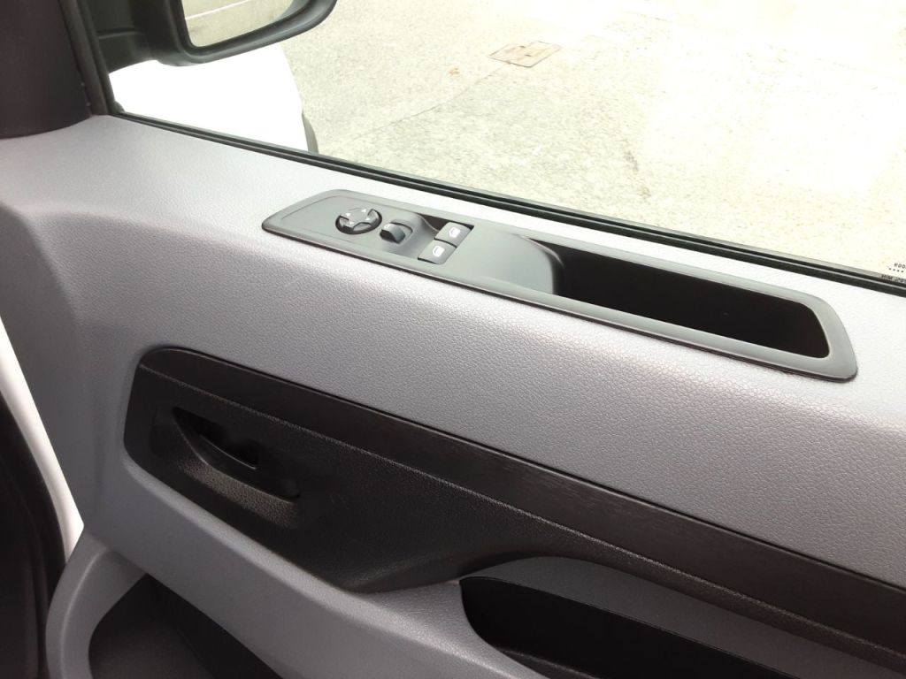 Used Peugeot Expert 2020 for sale - 76105187: Photo 18