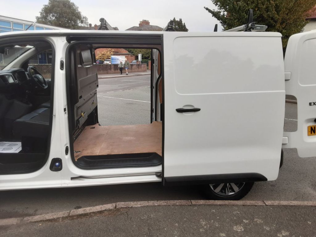Used Peugeot Expert 2020 for sale - 76105187: Photo 33