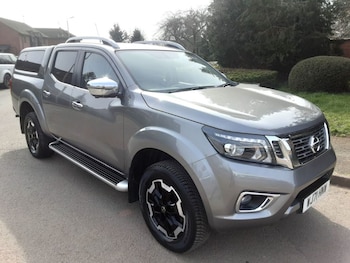 Used Nissan Navara 2021 for sale - 77937208: Photo