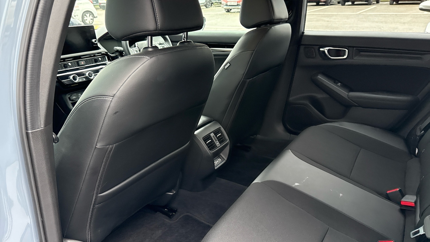 Used Honda Civic 2024 for sale - 76669843: Photo 29