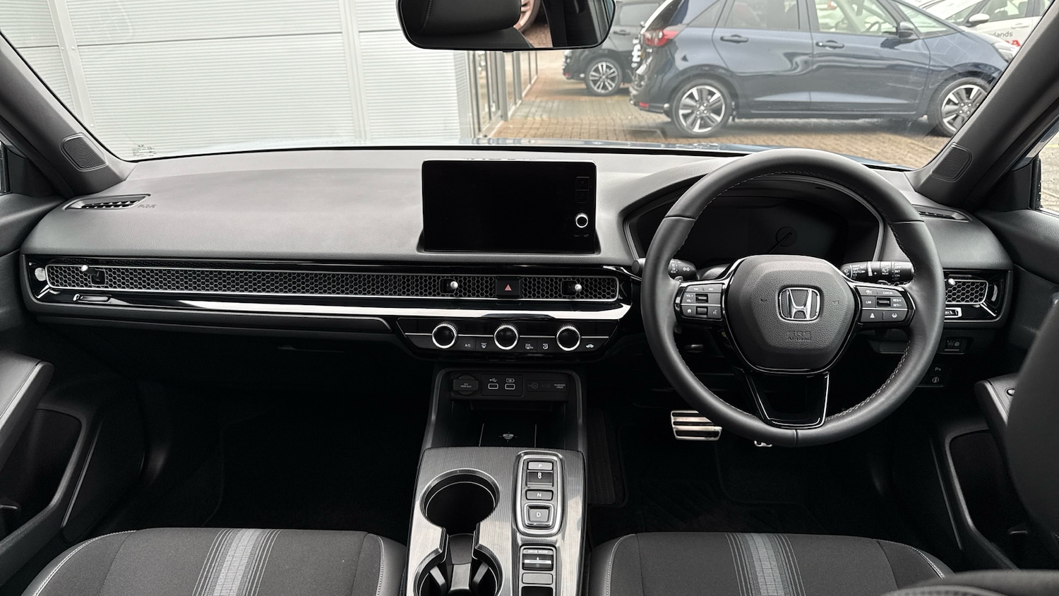 Used Honda Civic 2024 for sale - 76669843: Photo 4