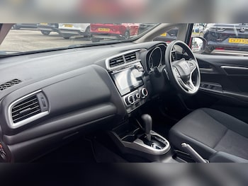 Used Honda Jazz 2018 for sale - 78499348: Photo