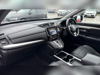 Used Honda CR-V 2023 for sale - 77210257: Photo