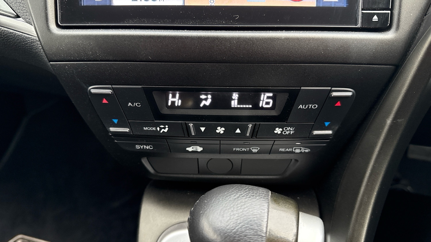 Used Honda Civic 2017 for sale - 77399302: Photo 26