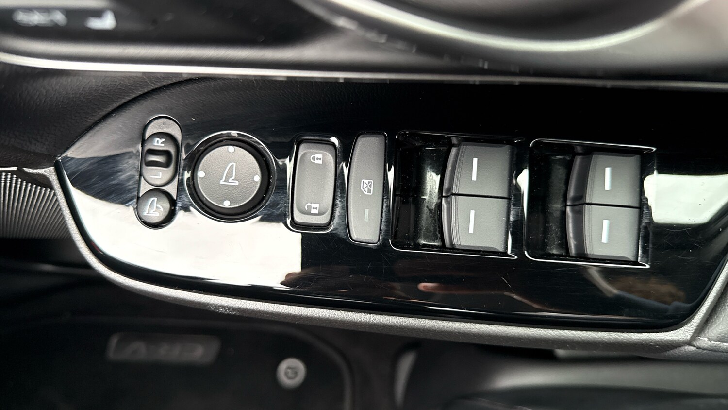 Used Honda CR-V 2022 for sale - 76248605: Photo 30