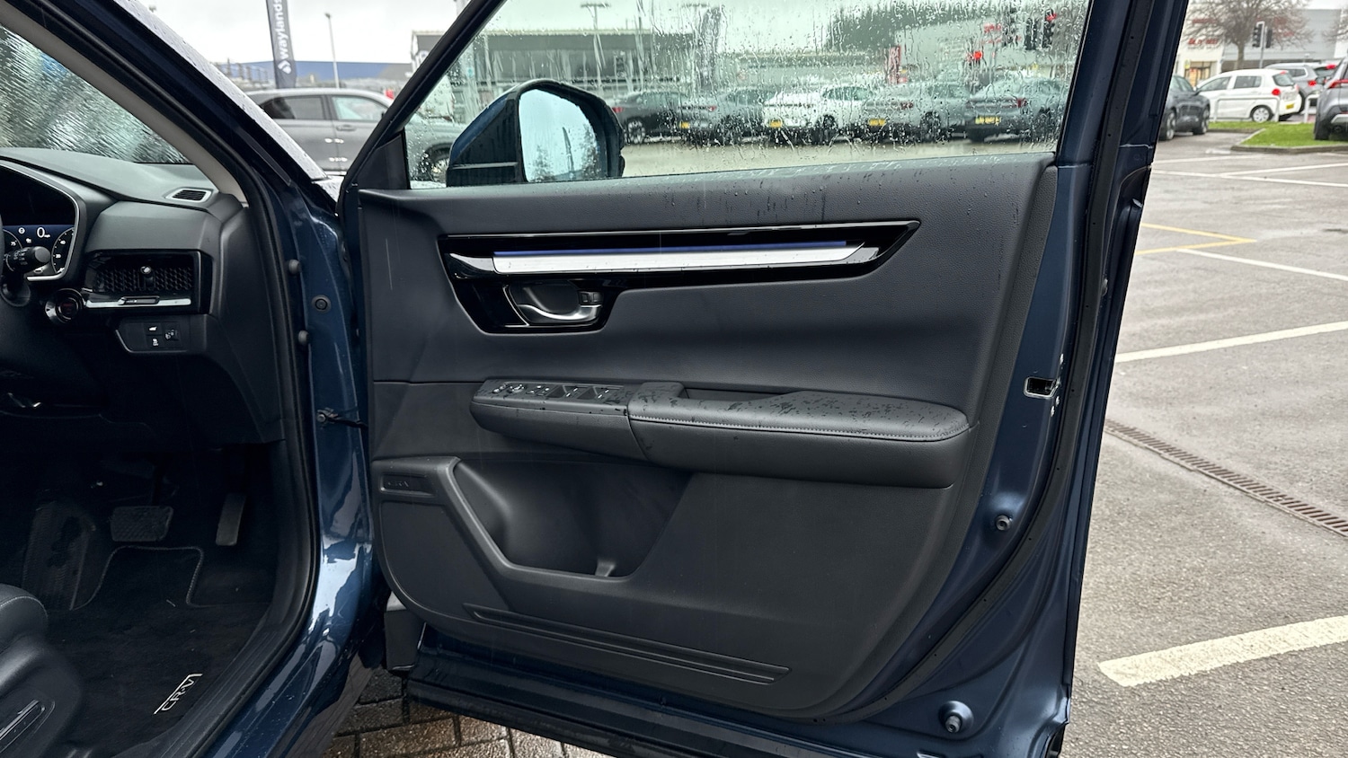 Used Honda CR-V 2025 for sale - 76079365: Photo 14