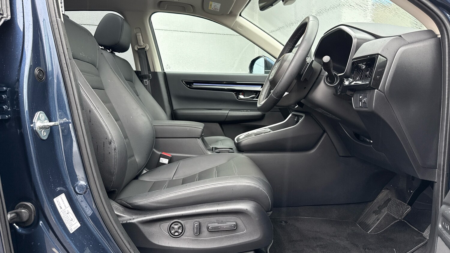 Used Honda CR-V 2025 for sale - 76079365: Photo 19