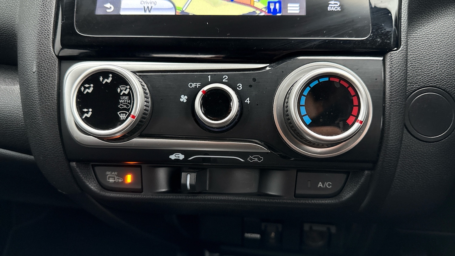 Used Honda Jazz 2018 for sale - 77070881: Photo 23