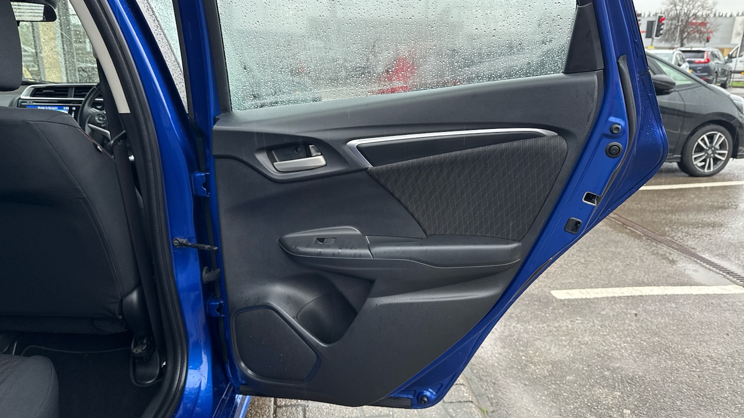 Used Honda Jazz 2018 for sale - 77070881: Photo 40