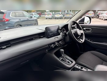Used Honda HR-V 2022 for sale - 76098037: Photo