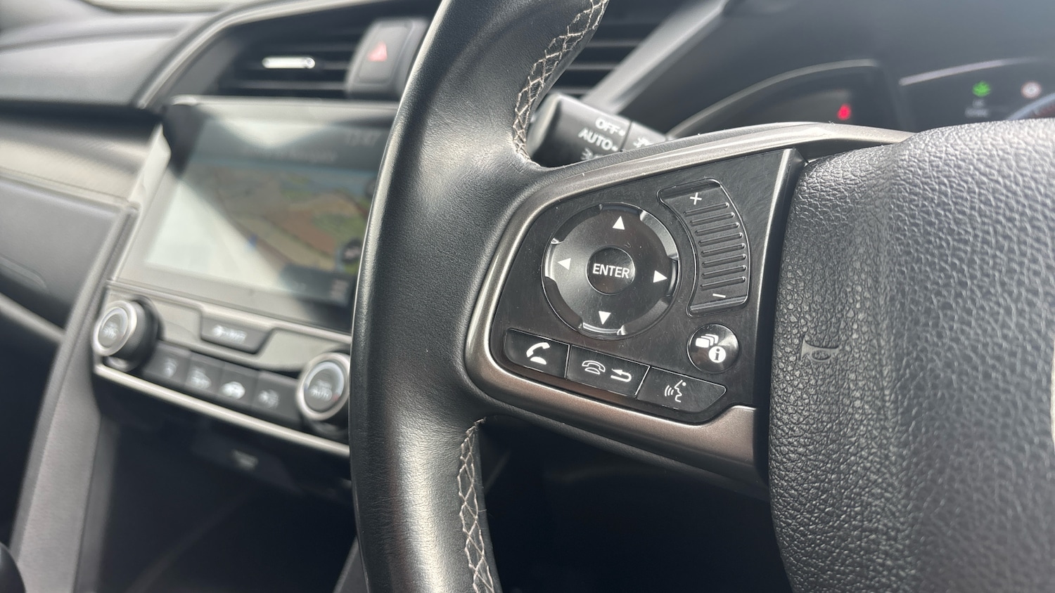 Used Honda Civic 2017 for sale - 77532043: Photo 27