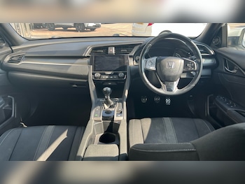 Used Honda Civic 2018 for sale - 75392452: Photo
