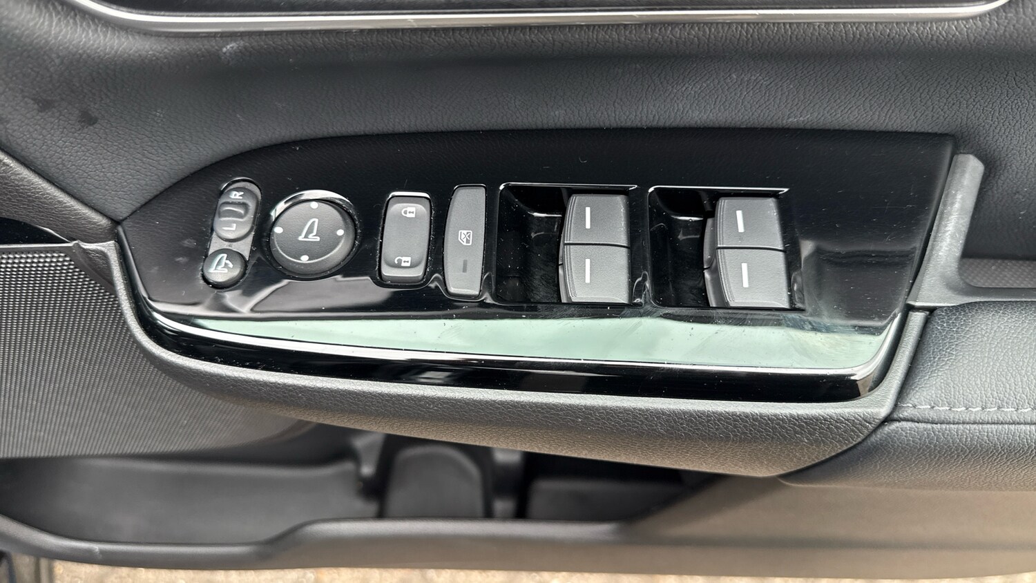 Used Honda CR-V 2021 for sale - 76124712: Photo 40