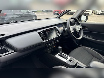 Used Honda Jazz 2024 for sale - 76328374: Photo 2