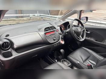 Used Honda Jazz 2015 for sale - 77519153: Photo