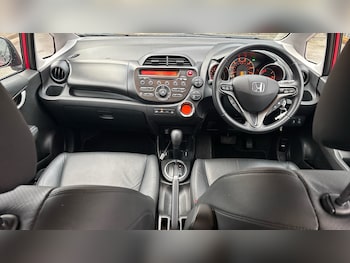 Used Honda Jazz 2015 for sale - 77519153: Photo