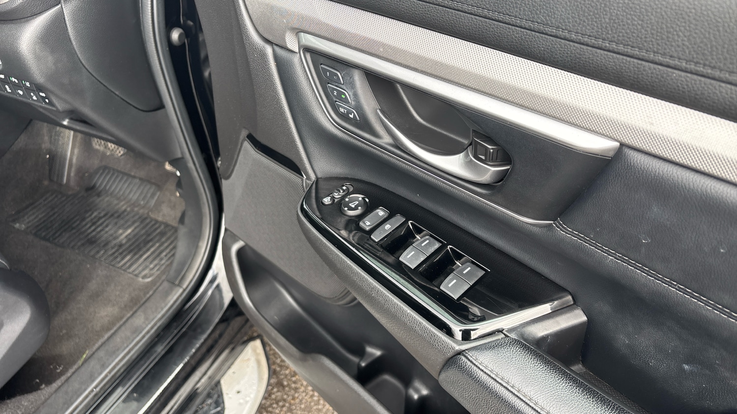 Used Honda CR-V 2019 for sale - 77678865: Photo 15