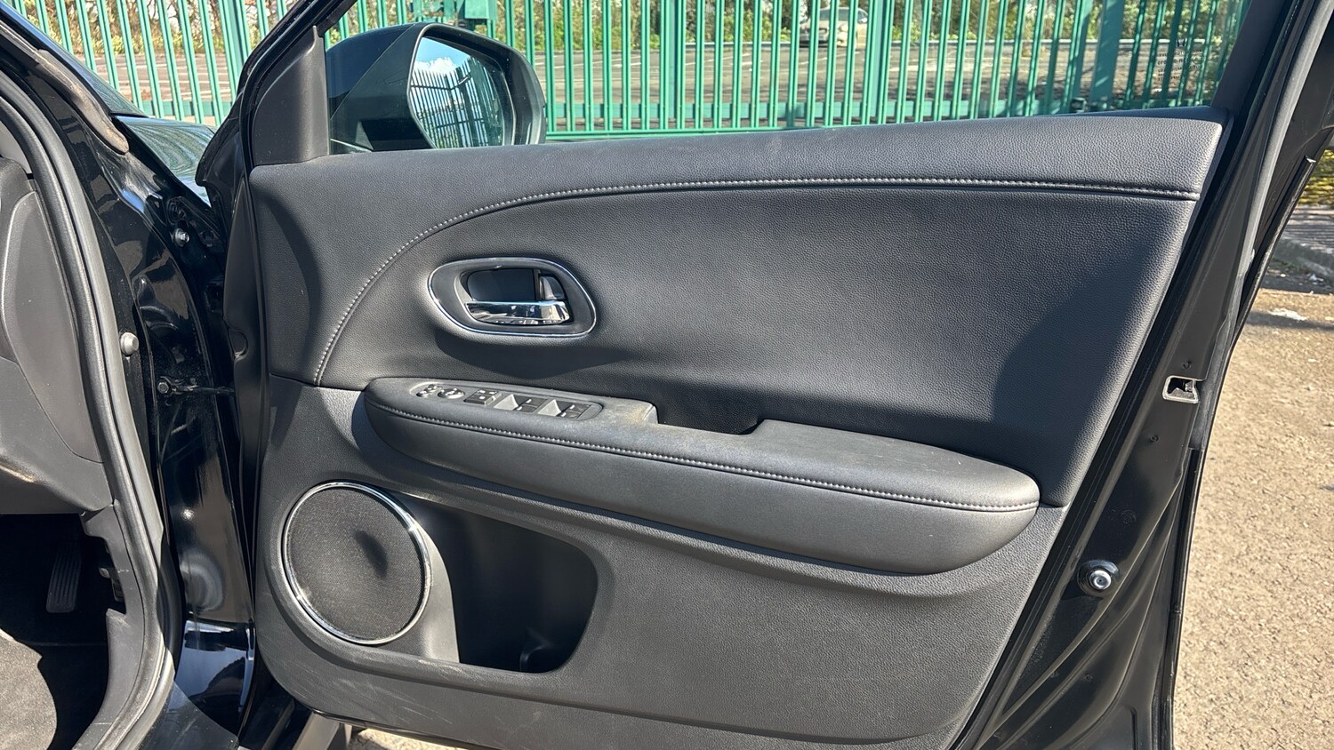 Used Honda HR-V 2017 for sale - 78215907: Photo 14