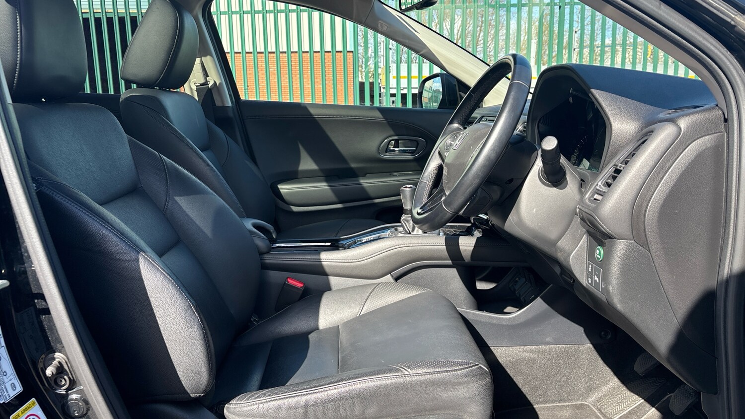 Used Honda HR-V 2017 for sale - 78215907: Photo 16