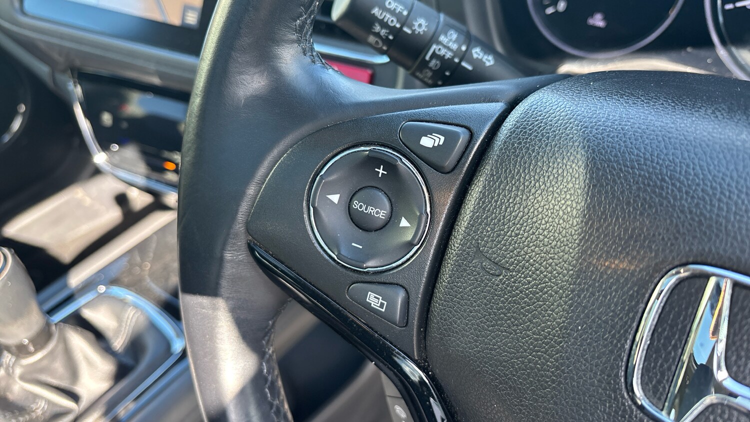 Used Honda HR-V 2017 for sale - 78215907: Photo 19