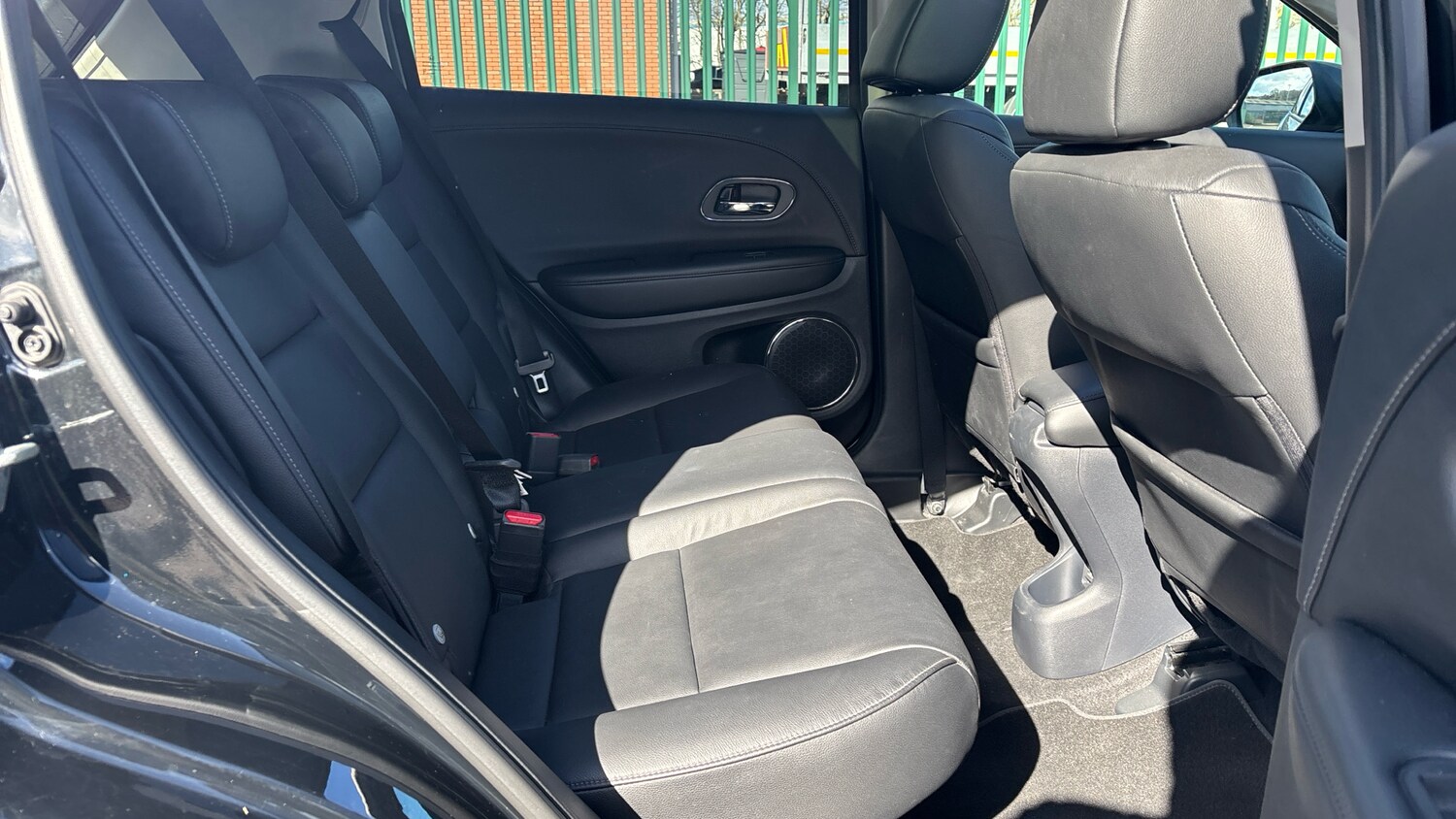 Used Honda HR-V 2017 for sale - 78215907: Photo 43