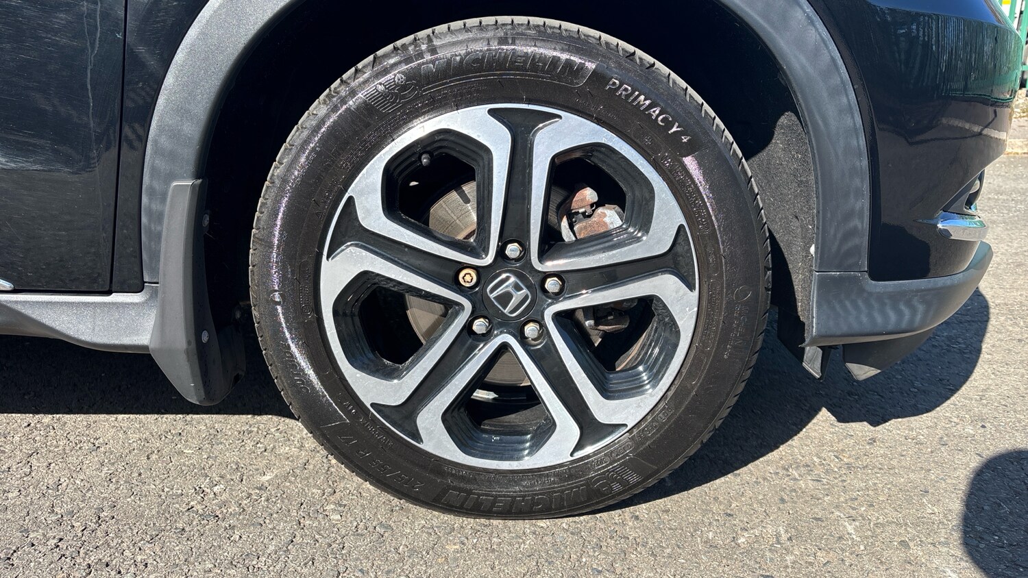 Used Honda HR-V 2017 for sale - 78215907: Photo 67