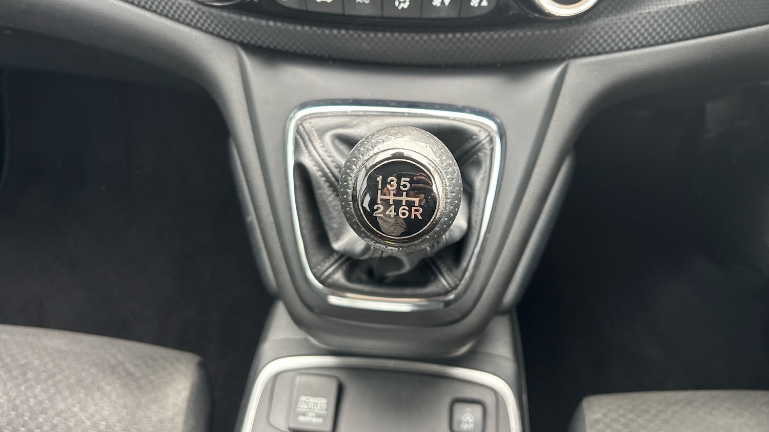 Used Honda CR-V 2018 for sale - 77636218: Photo 23