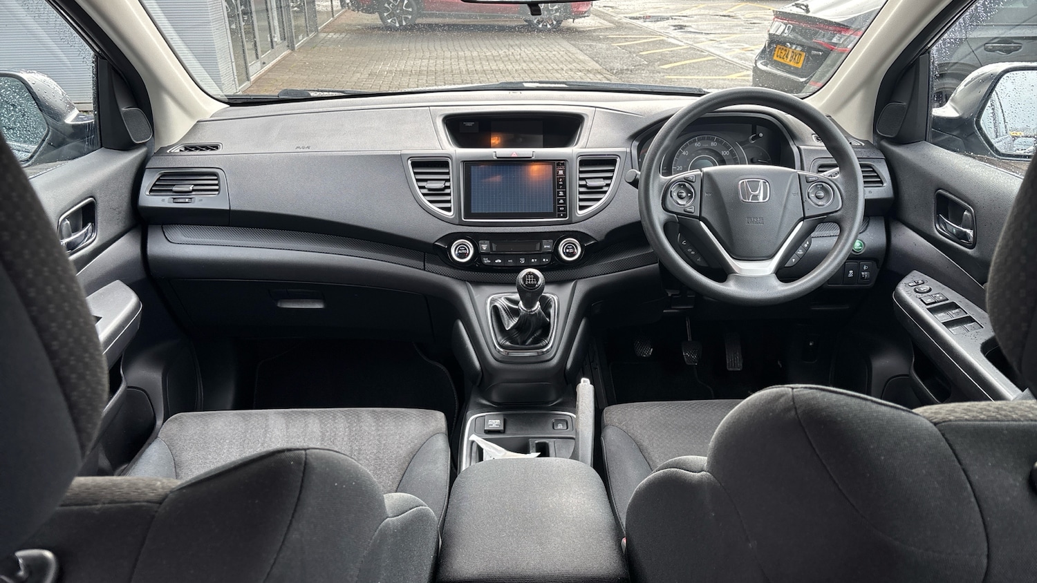 Used Honda CR-V 2018 for sale - 77636218: Photo 4