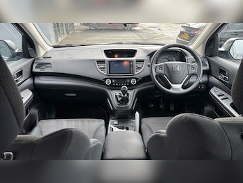 Used Honda CR-V 2018 for sale - 77636218: Photo