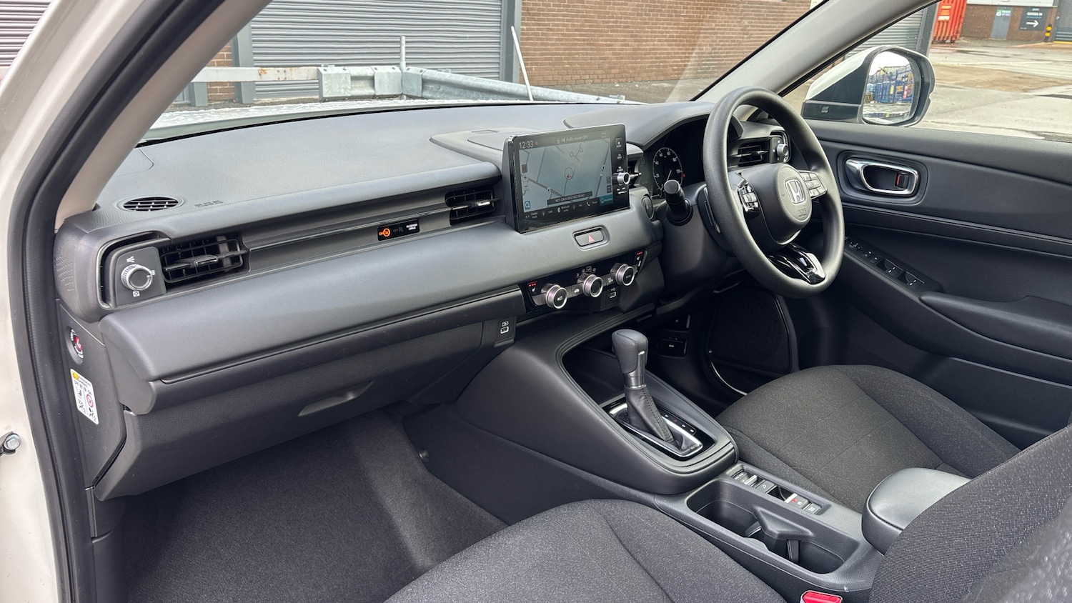 Used Honda HR-V 2023 for sale - 77592192: Photo 2